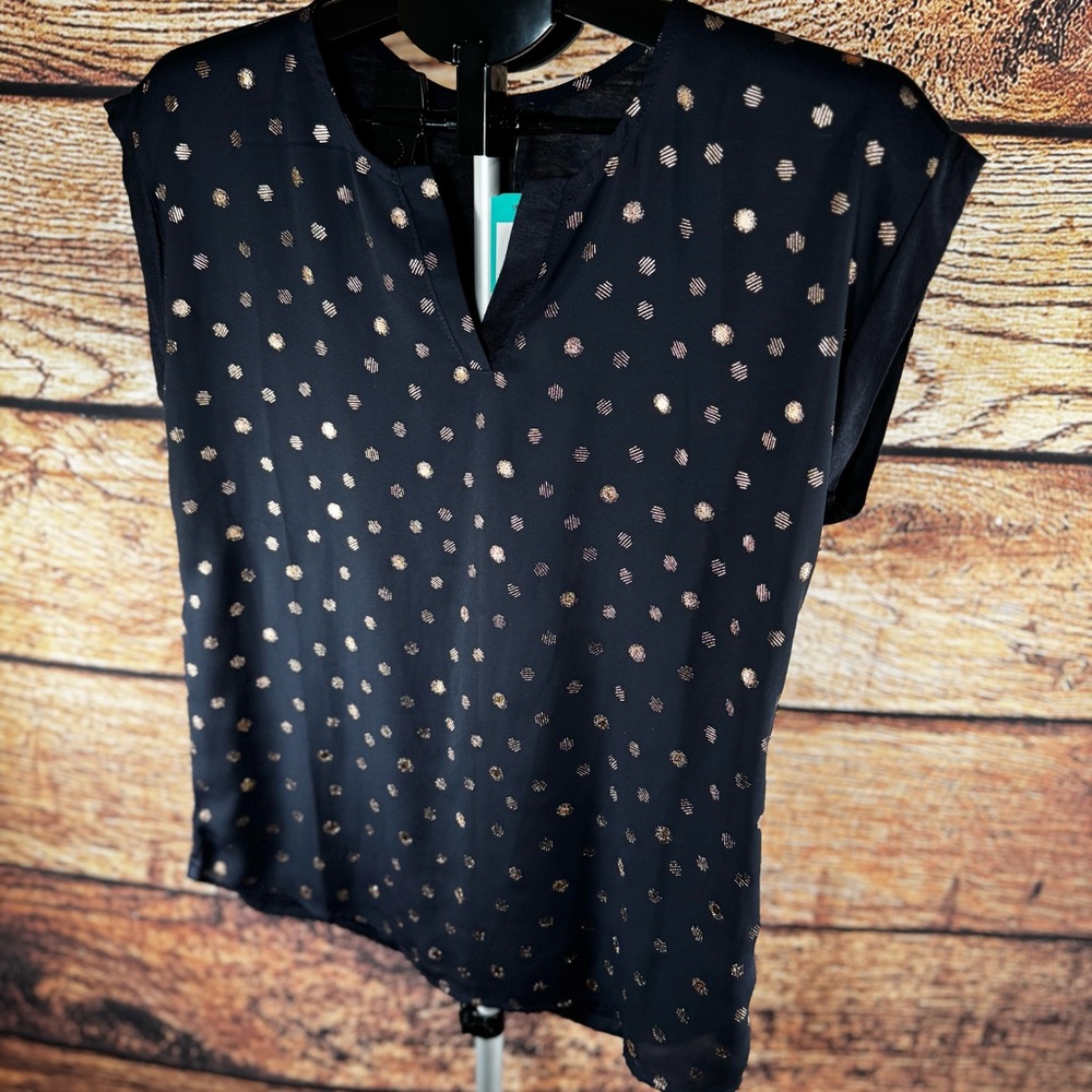 NWT Women's Navy with Gold Polka Dot Pattern Short Sleeve Top Size Small - Picture 2 of 15